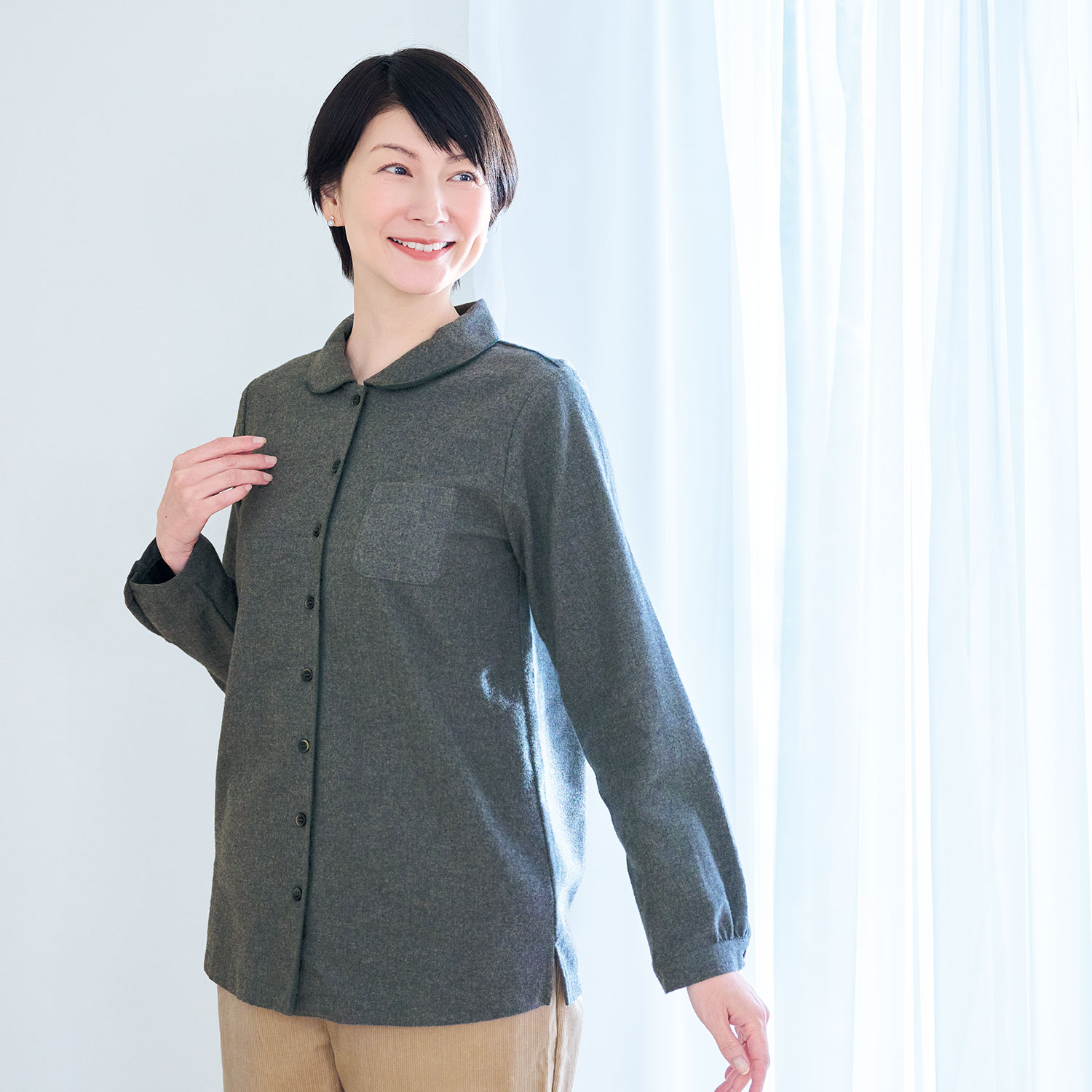 冬の「着心地のいい服」ブラウス