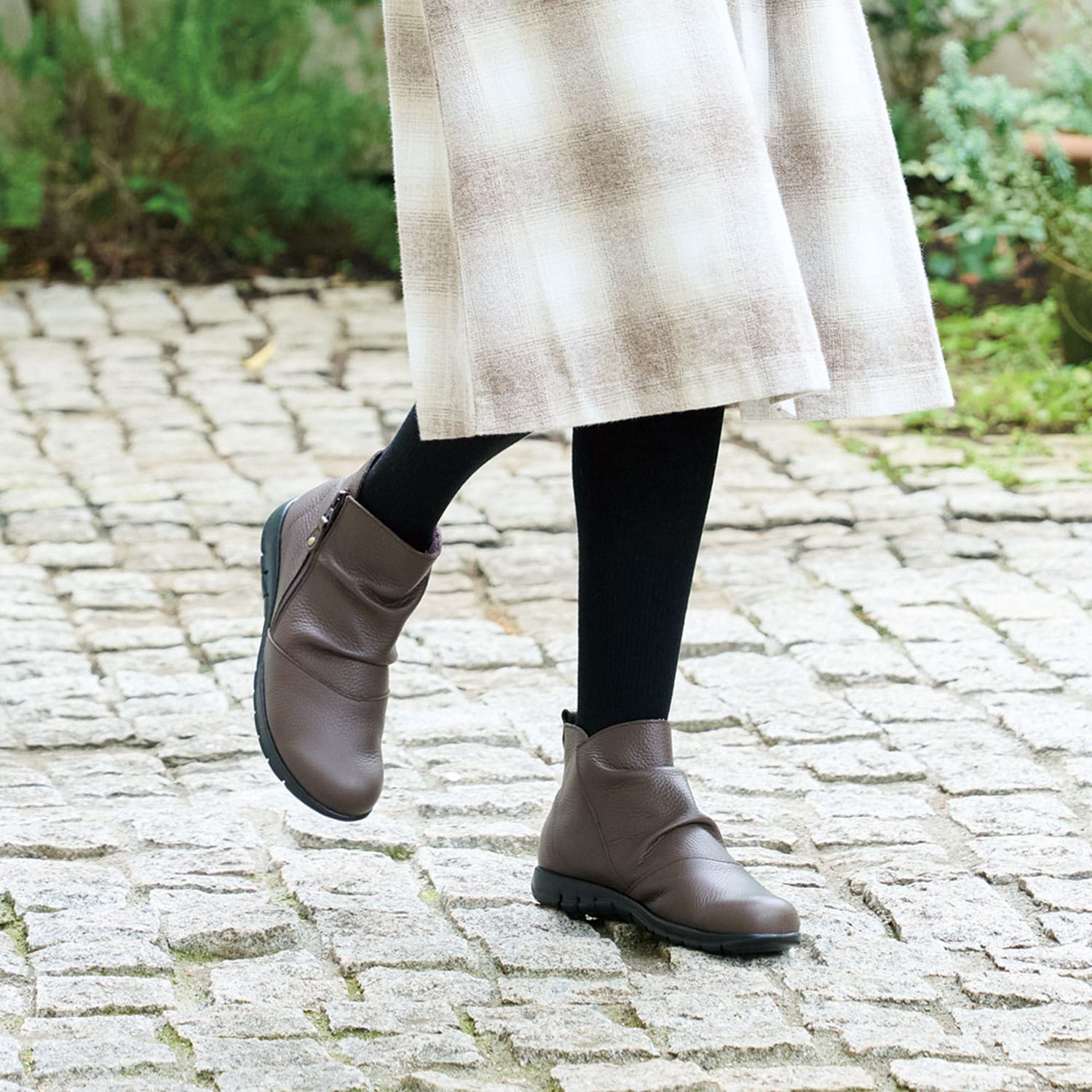 ［新聞広告で話題！］やわらかドレープブーツ