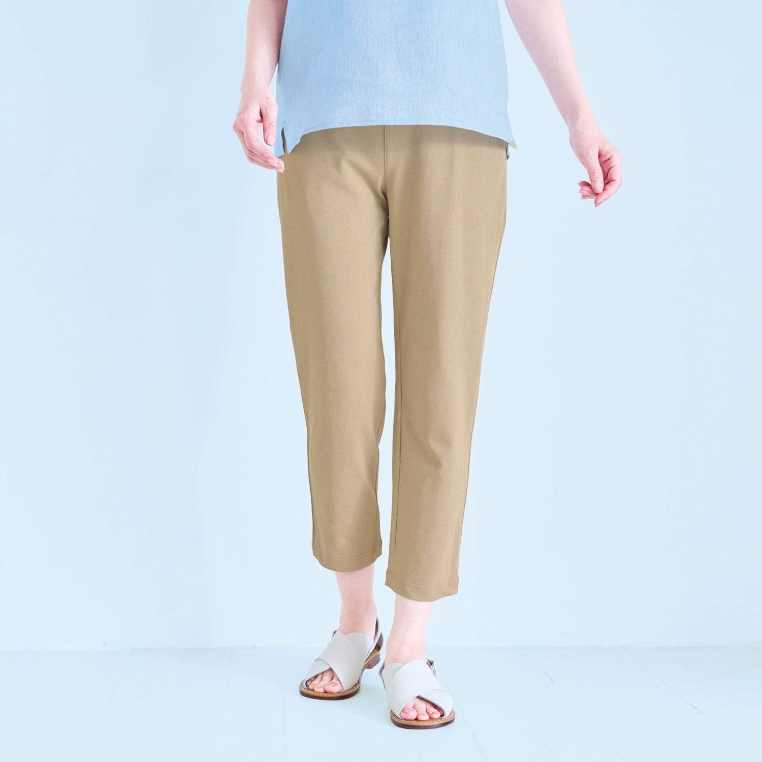 夏の「着心地のいい服」パンツ(アンクル丈)