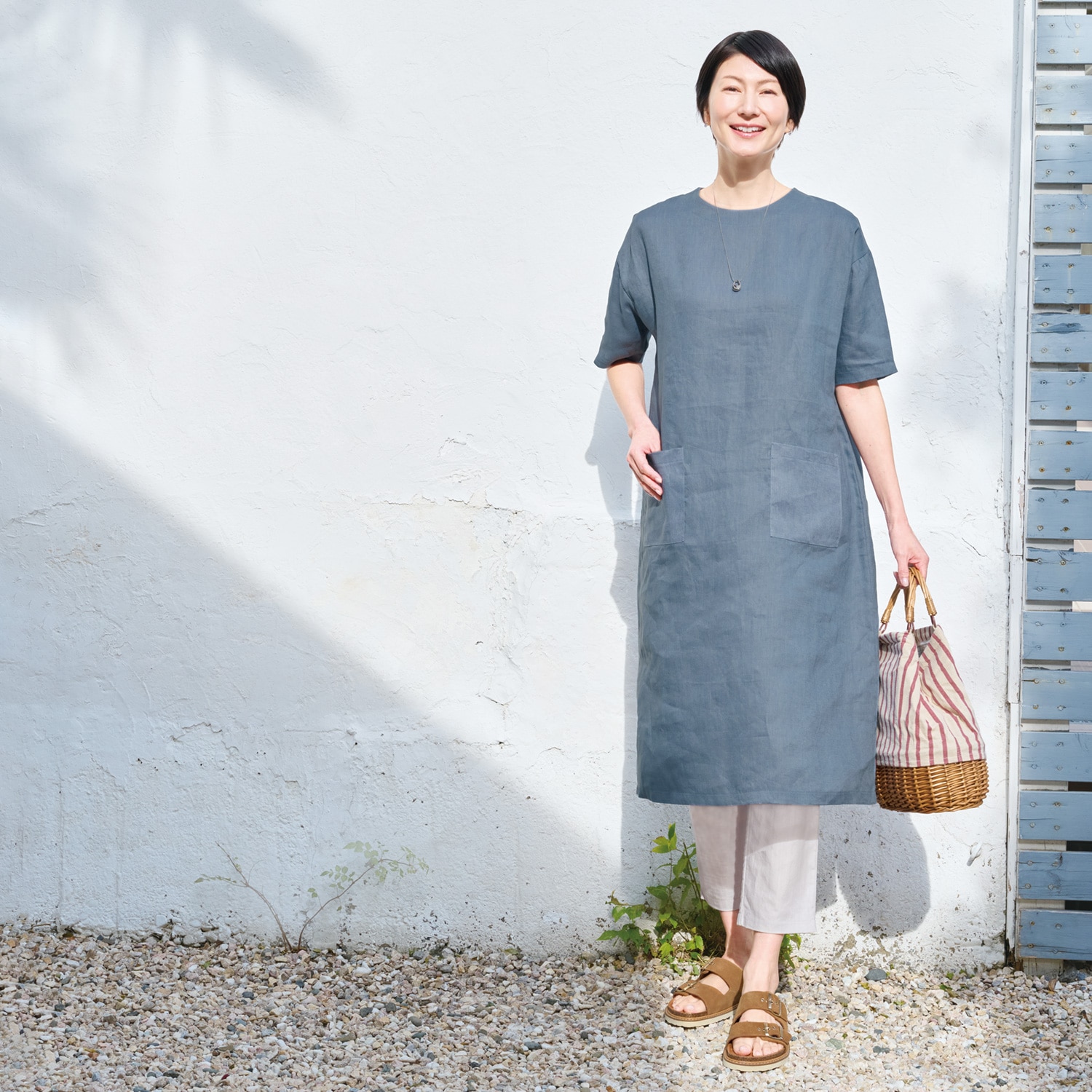 涼やかリネンワンピース