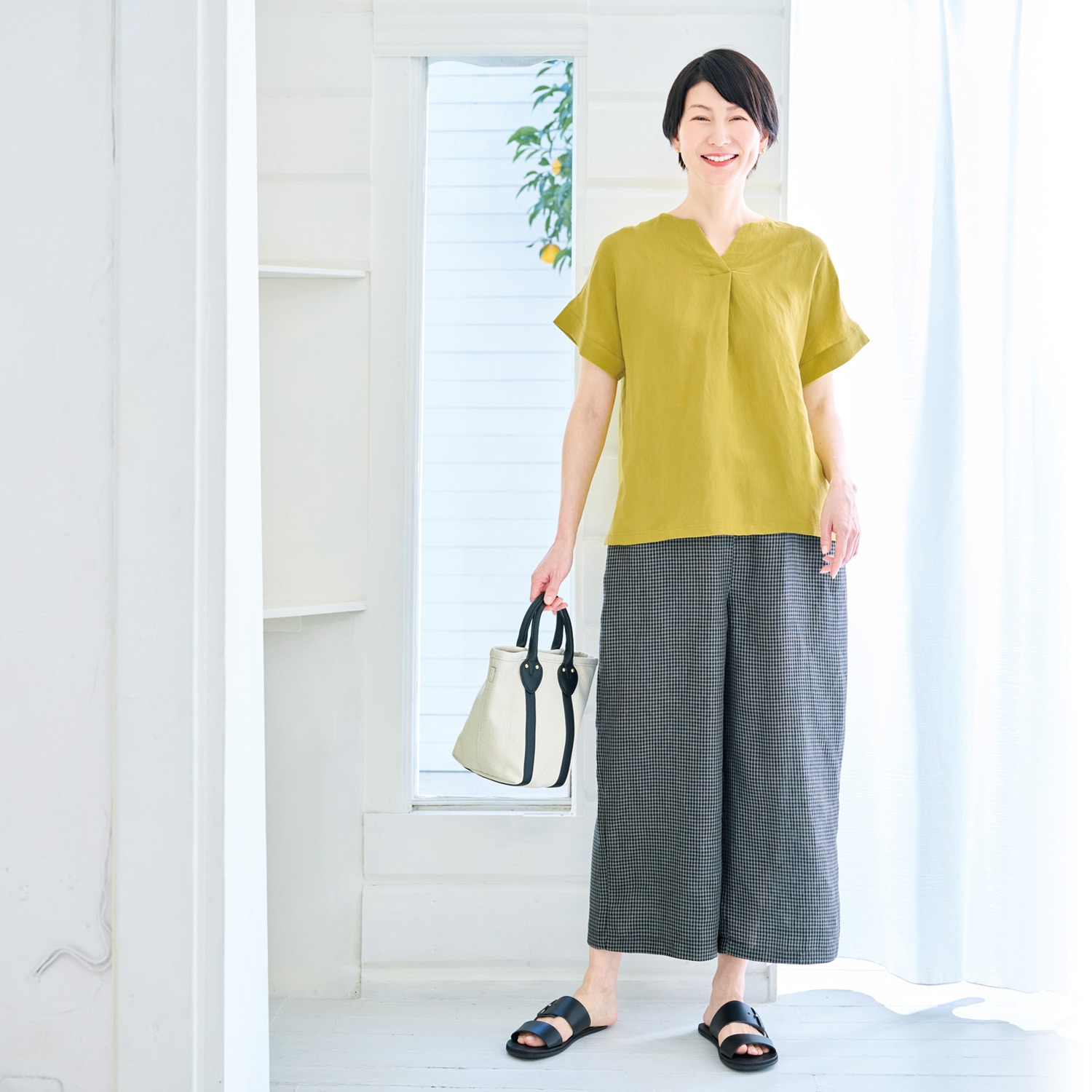 バンブーリネンブラウス